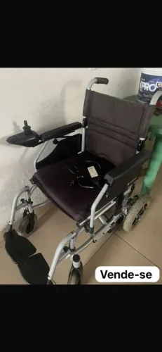 Cadeira de rodas motorizada