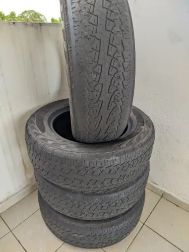 Pneu Pirelli 255/65 P18- 111T M+S scorpion atr
