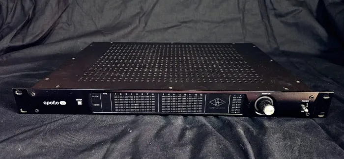 Universal Audio Apollo 16 Mkii Uad Conversor High End