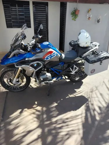 GS 1200