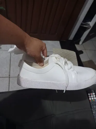 Tênis feminino branco
