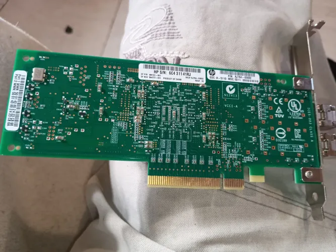 placa HP 82Q 8Gb 2-Port PCIe Fibre Channel Host Bus Adapter (HBA)