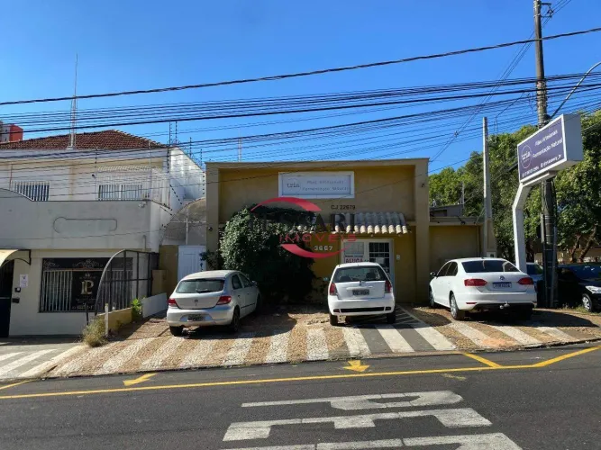 Casa Comercial na Avenida da Saudade com 200m²