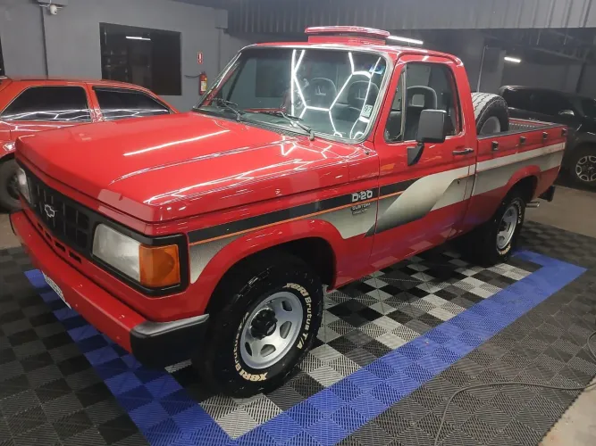Chevrolet D-20 S / Luxe 3.9/4.0 Diesel 1995