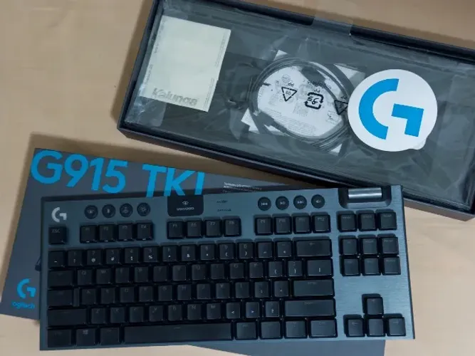Logitech G915 TKL - LIGHTSPEED