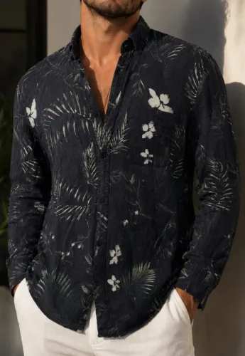 Camisa floral escuro tamanho G, bonita, bem confortável, tecido macio, atual.