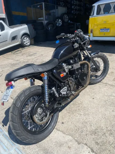 Triumph t100. Thuuxtom 900