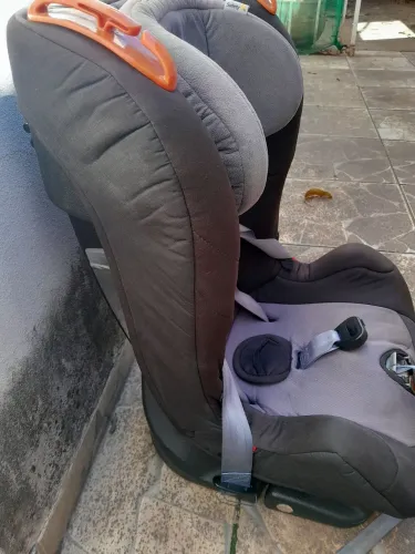 Cadeirinha para carro infantil