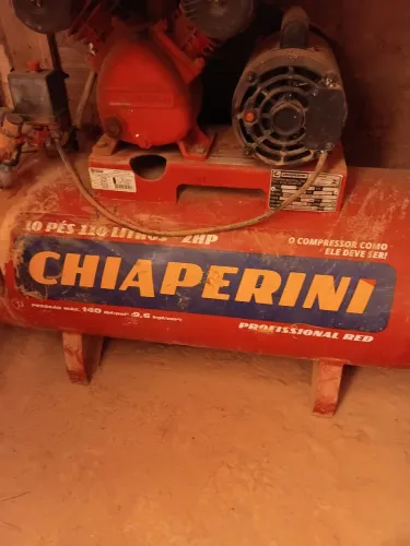 Vendo compressor de ar da Marca Chiaperini 110lts. Motor 2 hp