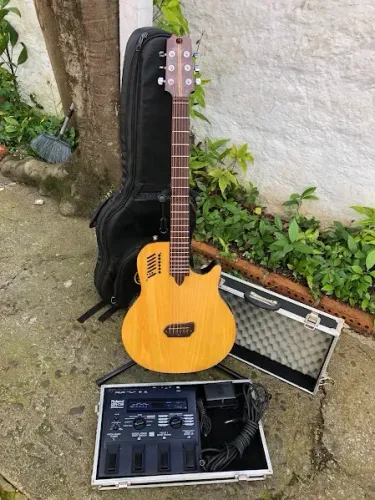 Kit Caimbé Midi+GR09 Roland sintetizador parcelo no Olxpay/ML avalio troca