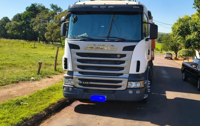 Vendo Scania R440 6x2 2013 + LS randon ano 95 R$330.000
