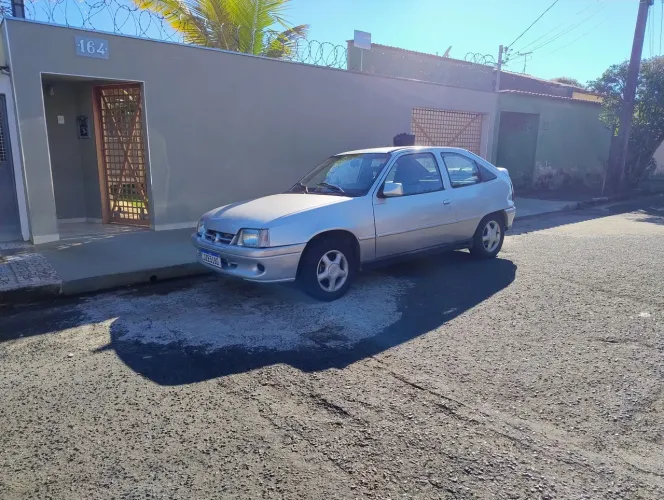 Chevrolet Kadett GLS 2.0 MPFI 1998