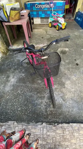 Vende bicicleta semi-nova aro 24