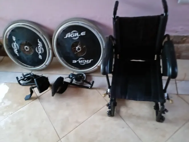Cadeira de rodas alumínio