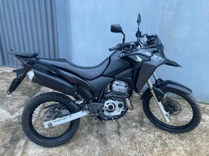 HONDA XRE 300 A VENDA