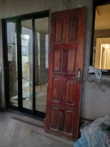 Vendo Porta de Madeira Maciça 60 X 210