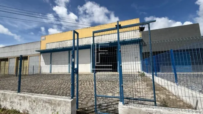 Galpão para aluguel na Avenida Menino Marcelo com 600m² e 7m de pé direito