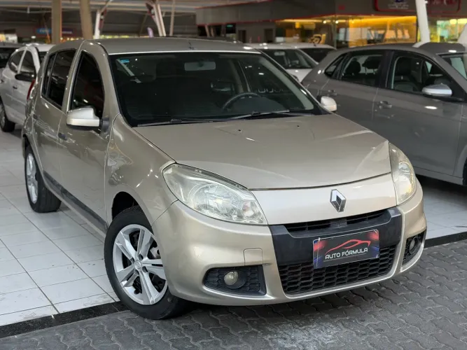 Renault Sandero Expression Hi-flex 1.6 8V 5P 2013