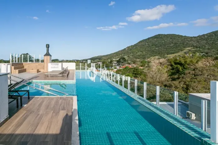 Aluguel de Temporada no Ribeirão da Ilha: Studio incrível com piscina e conforto