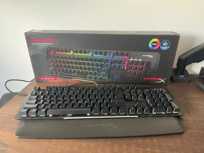 Teclado Gamer HyperX Mars Mecânico Switch Azul RGB