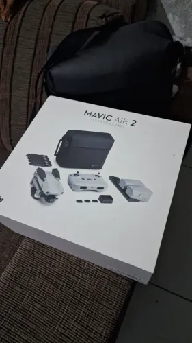 Drone Mavic air 2, 4k super interiro e bem cuidado! So estou vendendo por nao usar mais.