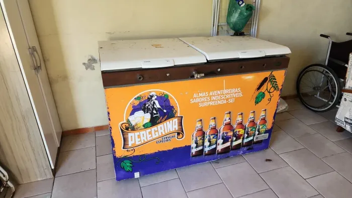 Freezer profissional com entrada para torneiras