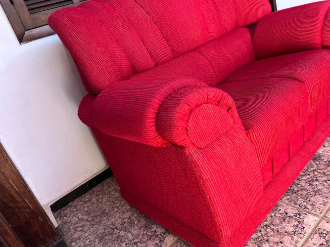 Sofá 2 Lugares Vermelho - Excelente Estado! 
