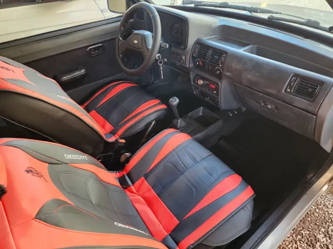 Ford Escort GL 1.6i / 1.6 (álcool) 1988
