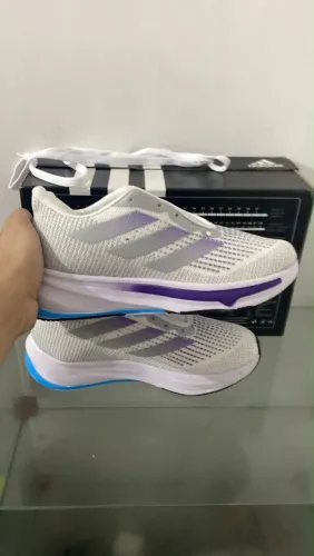 Tênis esportivo para corrida Adidas
