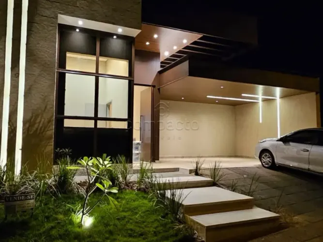 Casa em Condomínio Fechado | 3 Suítes | Piscina