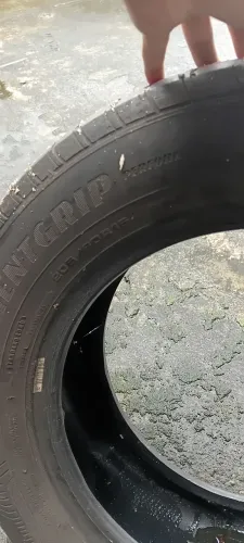 Pneu de carro