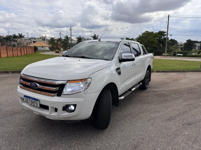 Ford Ranger XLT 3.2 20V 4X4 CD Diesel Aut. 2014