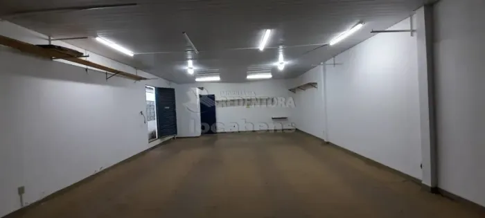 Salão comercial com uma Edícula com 1 dormitório