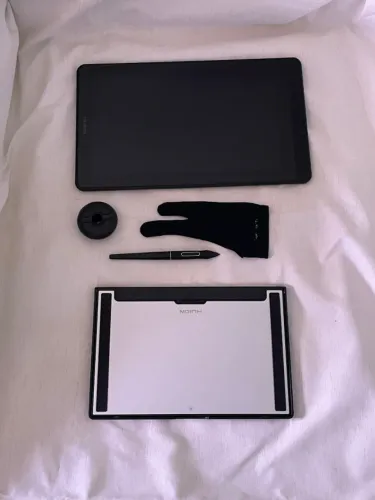 HUION Kamvas 13 MODEL: GS1331
