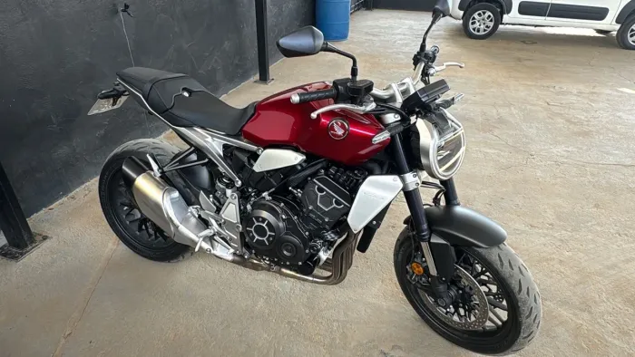 HONDA CB 1000R 