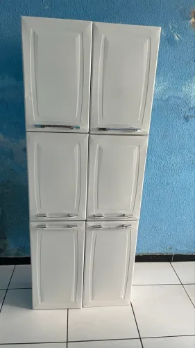 Paneleiro de aço Itatiaia usado 400$