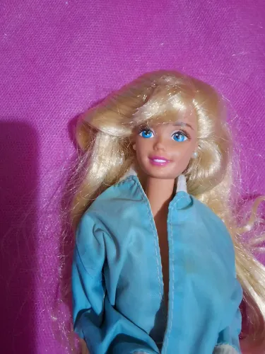 Barbie anos 90 veterinária