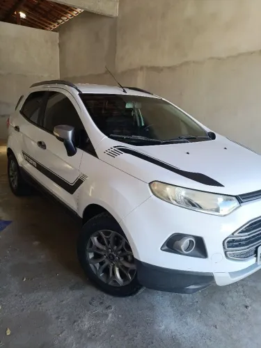 Ford Ecosport Freestyle 1.6 16V Flex 5P 2014