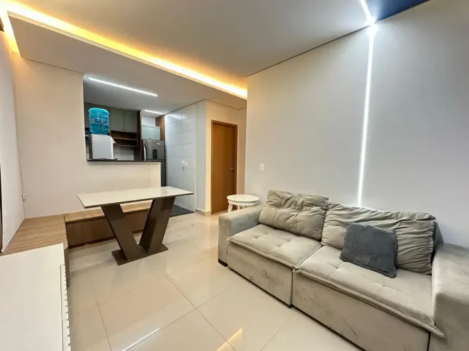 Apartamento com 2 quartos e vaga de garagem à venda na Messejana