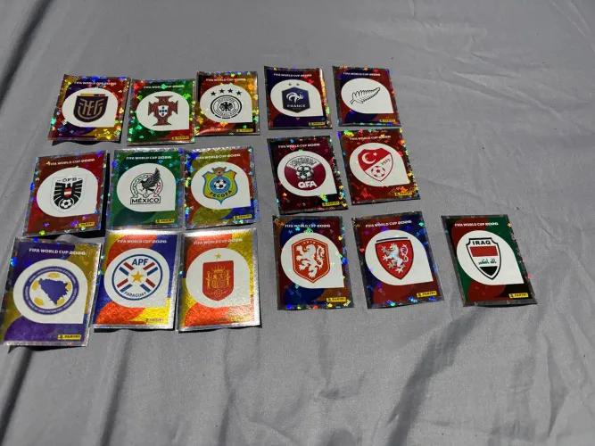 Escudos de diversas seleções copa do mundo 2026