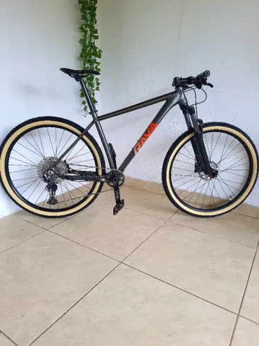 Bicicleta Aro 29 RAVA CAVE BOOST 1X12V - Vendo ou Troco 