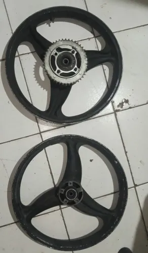 Rodas Da Titan 2000 