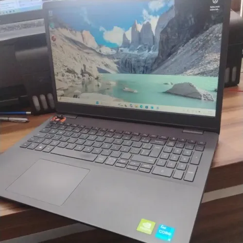 Notebook dell i5 11th com placa de video integrado (rapido)