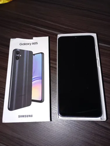 Celular Samsung A055 - Preto 128GB
