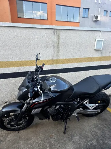 Honda CB 650F - 2015.