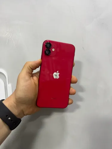 iPhone 11