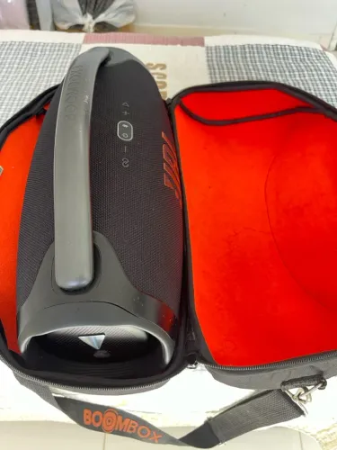 BOOMBOX 3 ÚNICO DONO COM NOTA FISCAL 