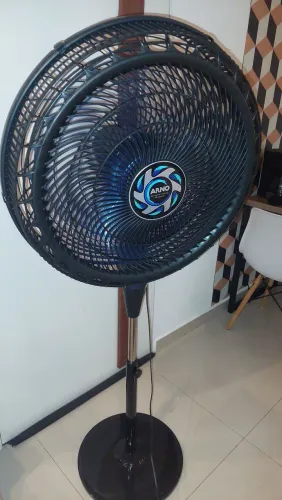 Ventilador de coluna ARNO