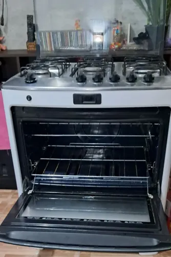 Vendo fogão Consul com timer e duas divisórias para assar retirada zona sul