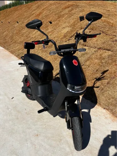 Scooter elétrica Foston X13 Ex 1000w